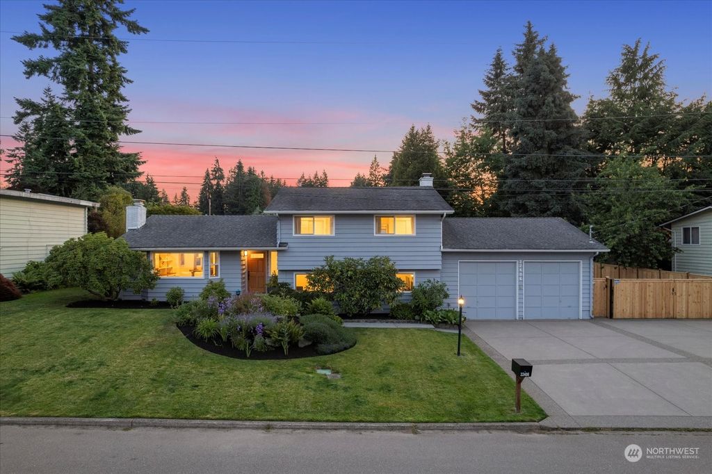 Photo of 22406 86th Avenue W, Edmonds, WA 98026 (MLS # 2130621)