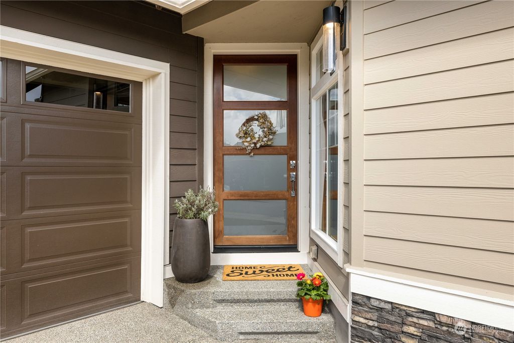 Photo of 30605 133rd Avenue SE, Auburn, WA 98092 (MLS # 2056937)