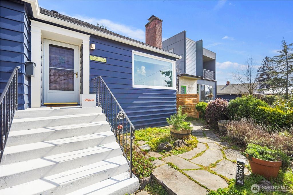 Photo of 8628 20th Avenue SW, Seattle, WA 98106 (MLS # 2490510)