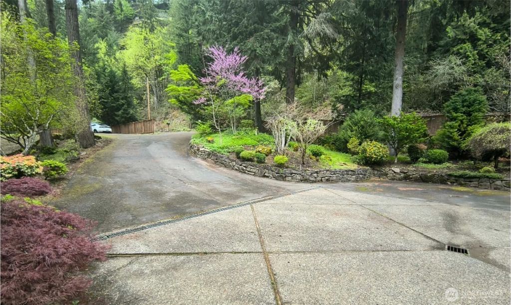 Photo of 2727 Kalama River Road, Kalama, WA 98625 (MLS # 2522912)
