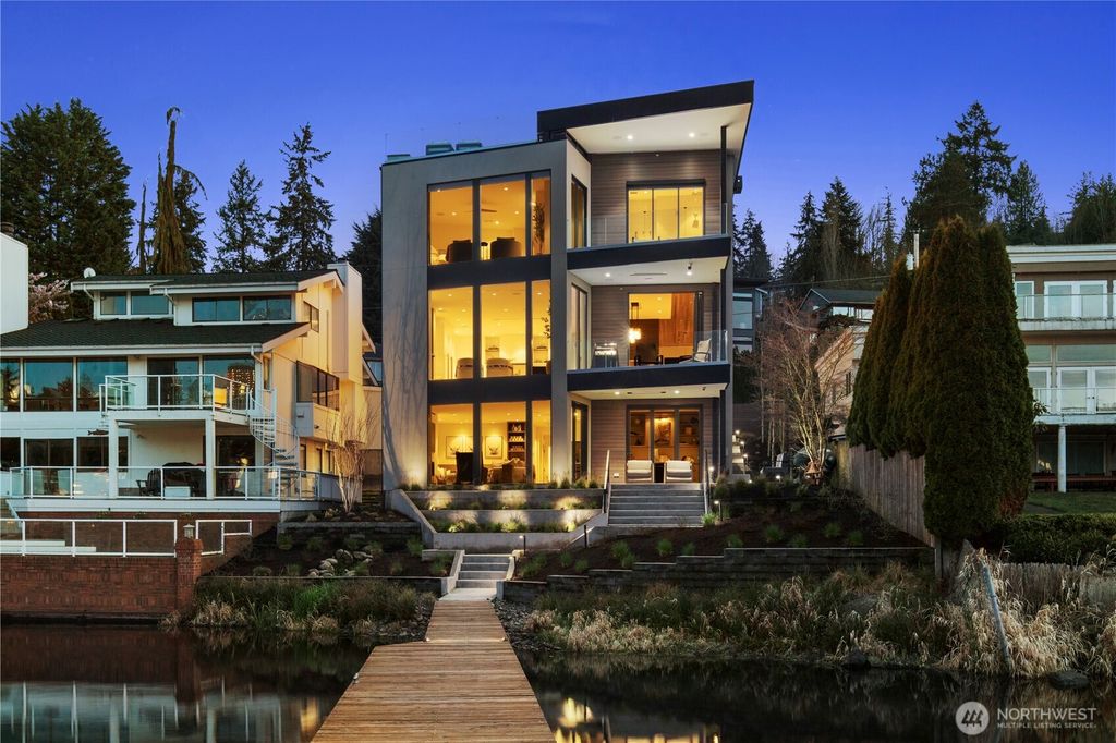 Photo of 9810 SE Shoreland Drive, Bellevue, WA 98004 (MLS # 2354028)