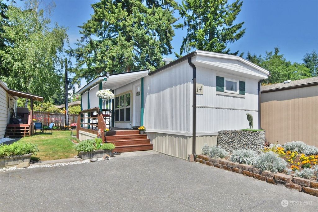 Photo of 5717 186th Place SW #14, Lynnwood, WA 98037 (MLS # 2147603)