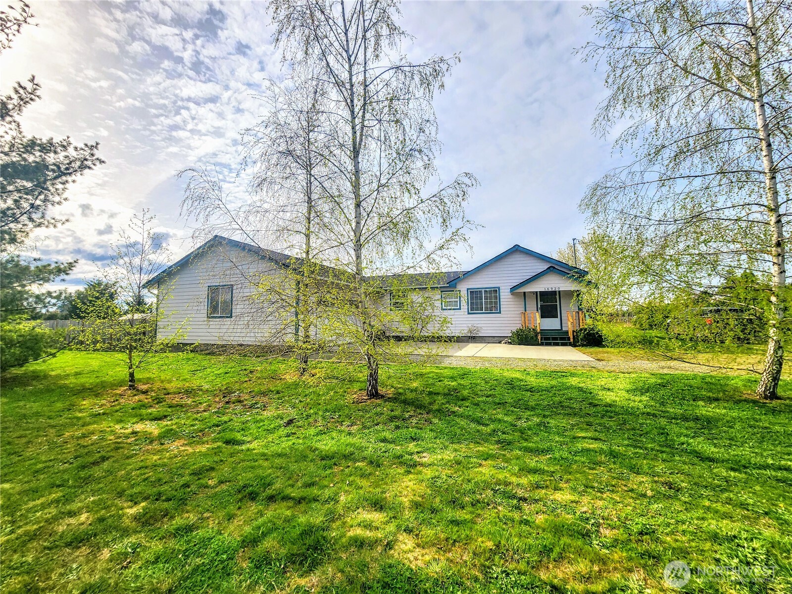 16920 Flume Road SE
