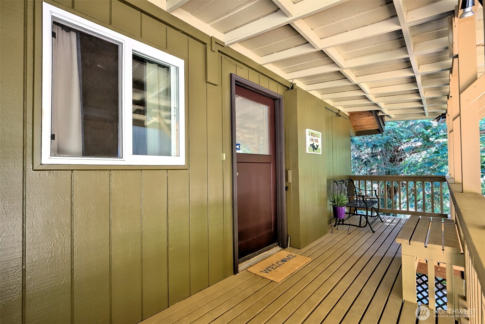 282 E Plantation Way