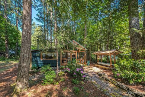 A home in Packwood