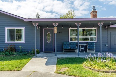 949 London Terrace Oak Harbor WA 98277