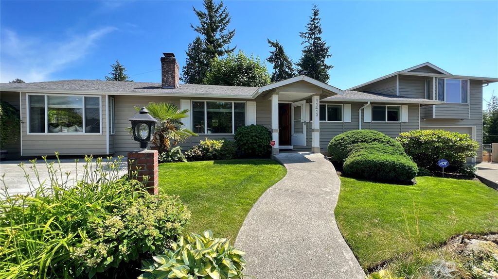 Photo of 11413 SE 86th Street, Newcastle, WA 98056 (MLS # 2133764)