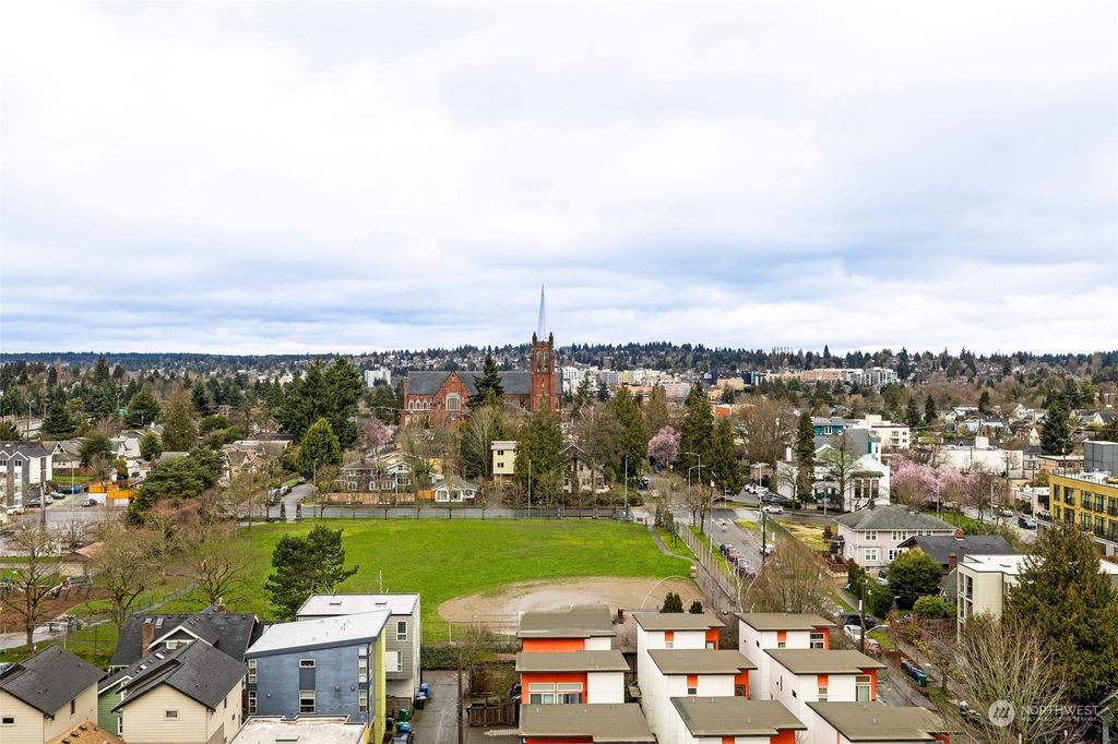 Photo of 4540 8th Avenue NE #1503, Seattle, WA 98105 (MLS # 2202829)