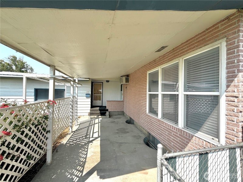1241 S Skyline Drive