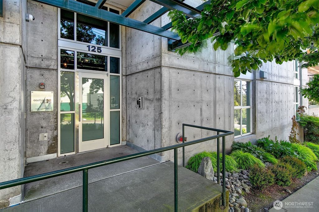 Photo of 125 E Lynn Street #205, Seattle, WA 98102 (MLS # 2370959)