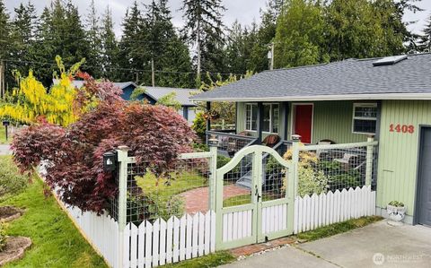 1403 Thomas Street Port Townsend WA 98368