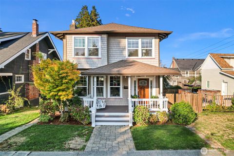 Photo of 809 N Sheridan Avenue, Tacoma, WA 98403 (MLS # 2435911)