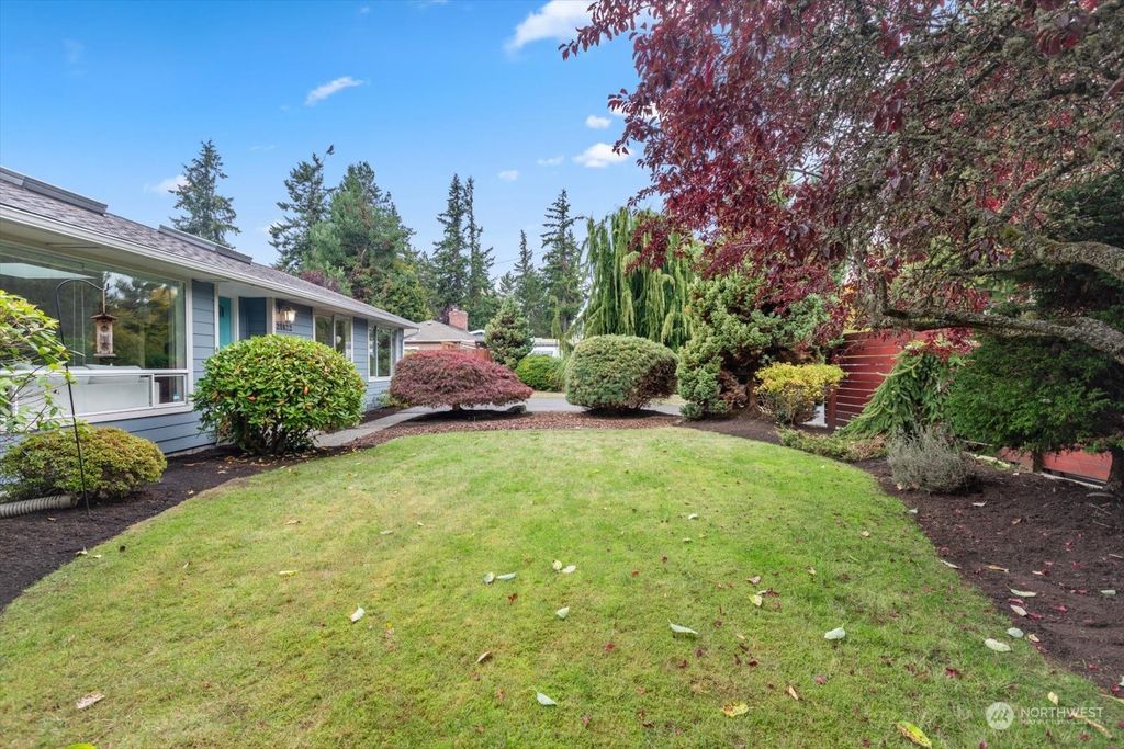 Photo of 21822 92nd Avenue W, Edmonds, WA 98020 (MLS # 2182540)