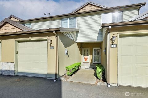 Photo of 418 17th Street SE #1D, Auburn, WA 98002 (MLS # 2514960)