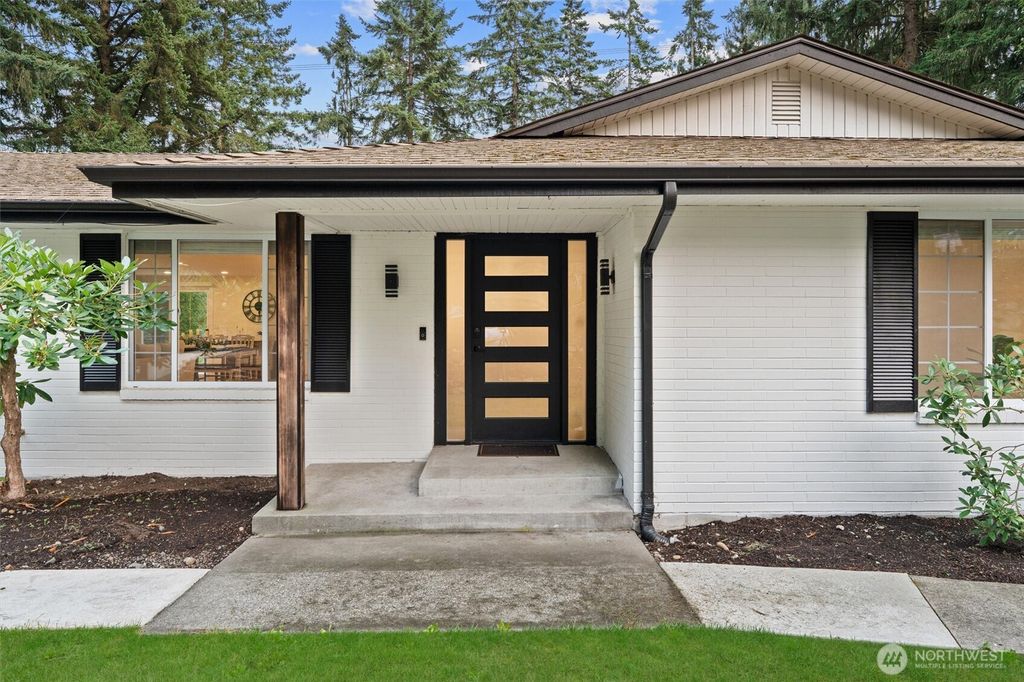Photo of 3835 S 316th Street, Auburn, WA 98001 (MLS # 2441810)