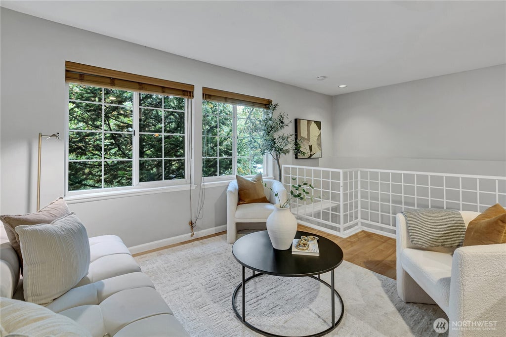 Photo of 952 N 35th Street #102, Seattle, WA 98103 (MLS # 2584380)