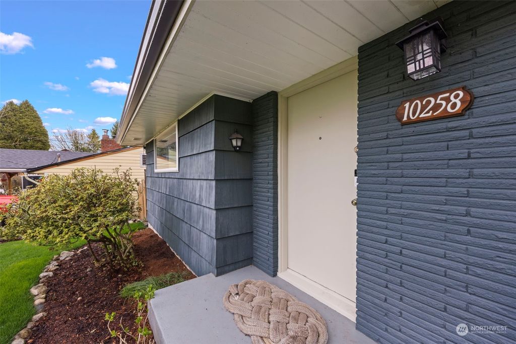 Photo of 10258 2nd Avenue S, Seattle, WA 98168 (MLS # 2218260)