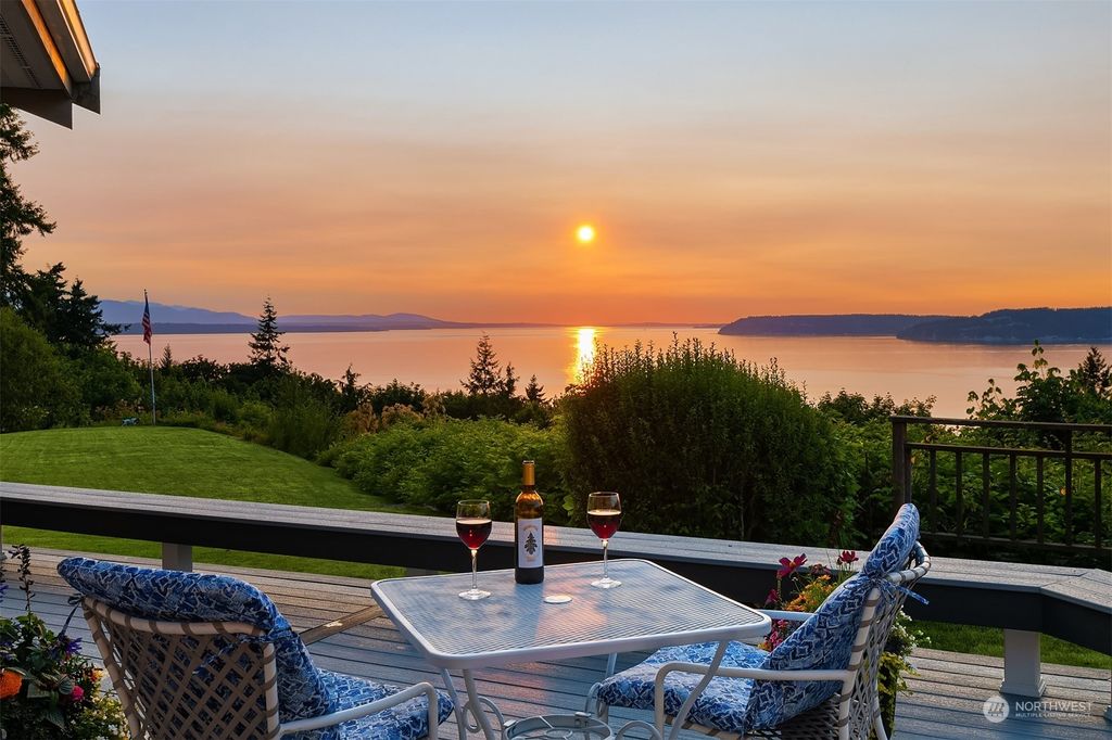 Photo of 6831 Fisher Road, Edmonds, WA 98026 (MLS # 2126576)