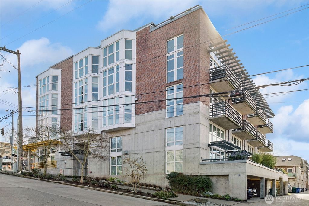 Photo of 125 E Lynn Street #103, Seattle, WA 98102 (MLS # 2343160)