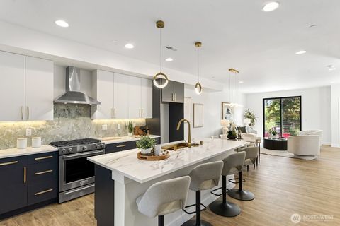 Photo of 17116 35th Drive SE #B1, Bothell, WA 98012 (MLS # 2532188)