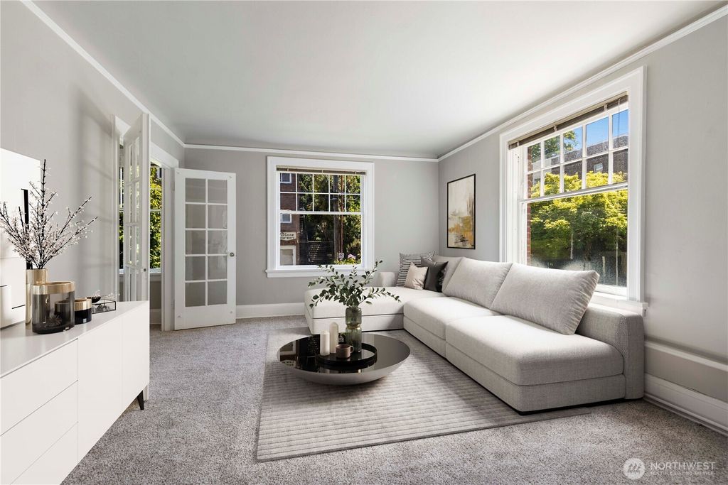 Photo of 321 Boylston Avenue E #202, Seattle, WA 98102 (MLS # 2519213)