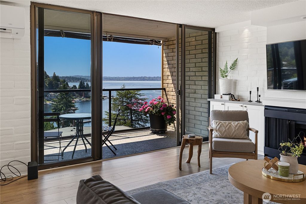 Photo of 9909 NE 1st Street #402, Bellevue, WA 98004 (MLS # 2412602)