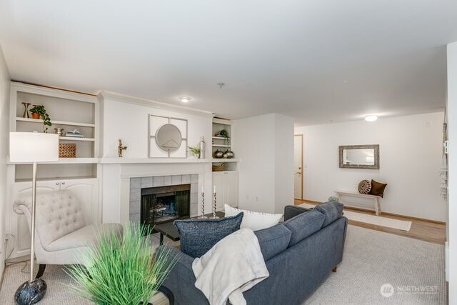 23315 Cedar Way M101