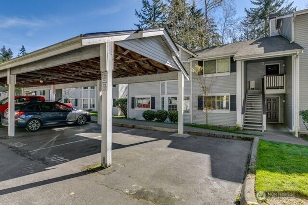 Photo of 23315 Cedar Way #M101, Mountlake Terrace, WA 98043 (MLS # 2505767)