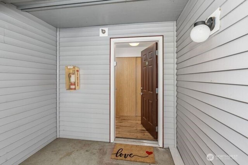 Photo of 23315 Cedar Way #M101, Mountlake Terrace, WA 98043 (MLS # 2505767)