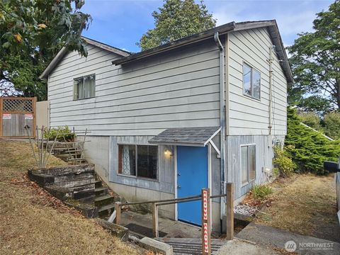 2805 62nd Avenue NE Tacoma WA 98422