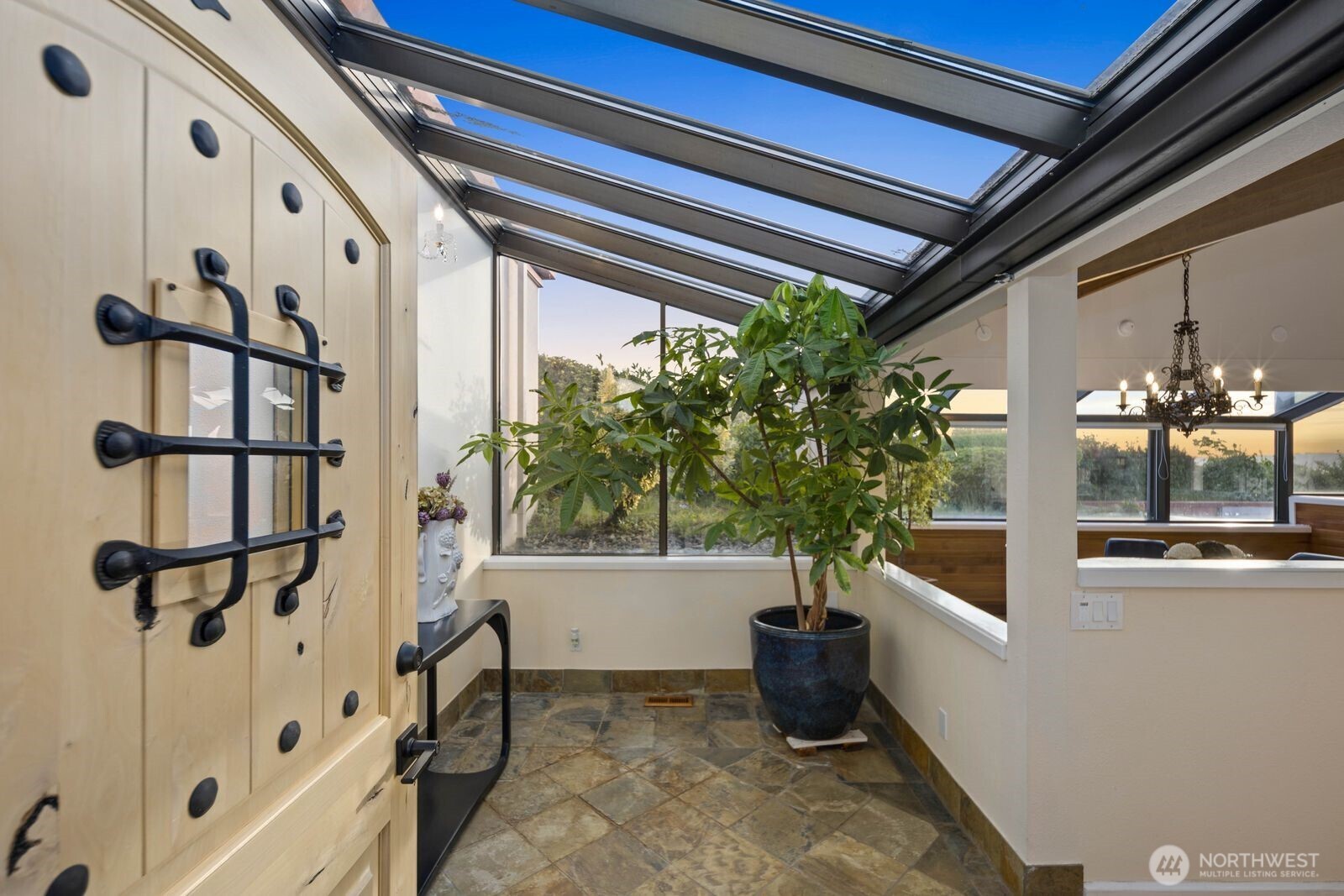 812 S Marine Hills Way
