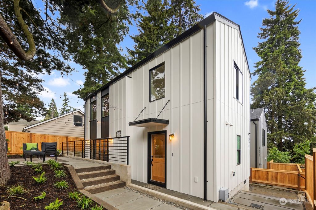 Photo of 827 NE 96th Street, Seattle, WA 98115 (MLS # 2247853)