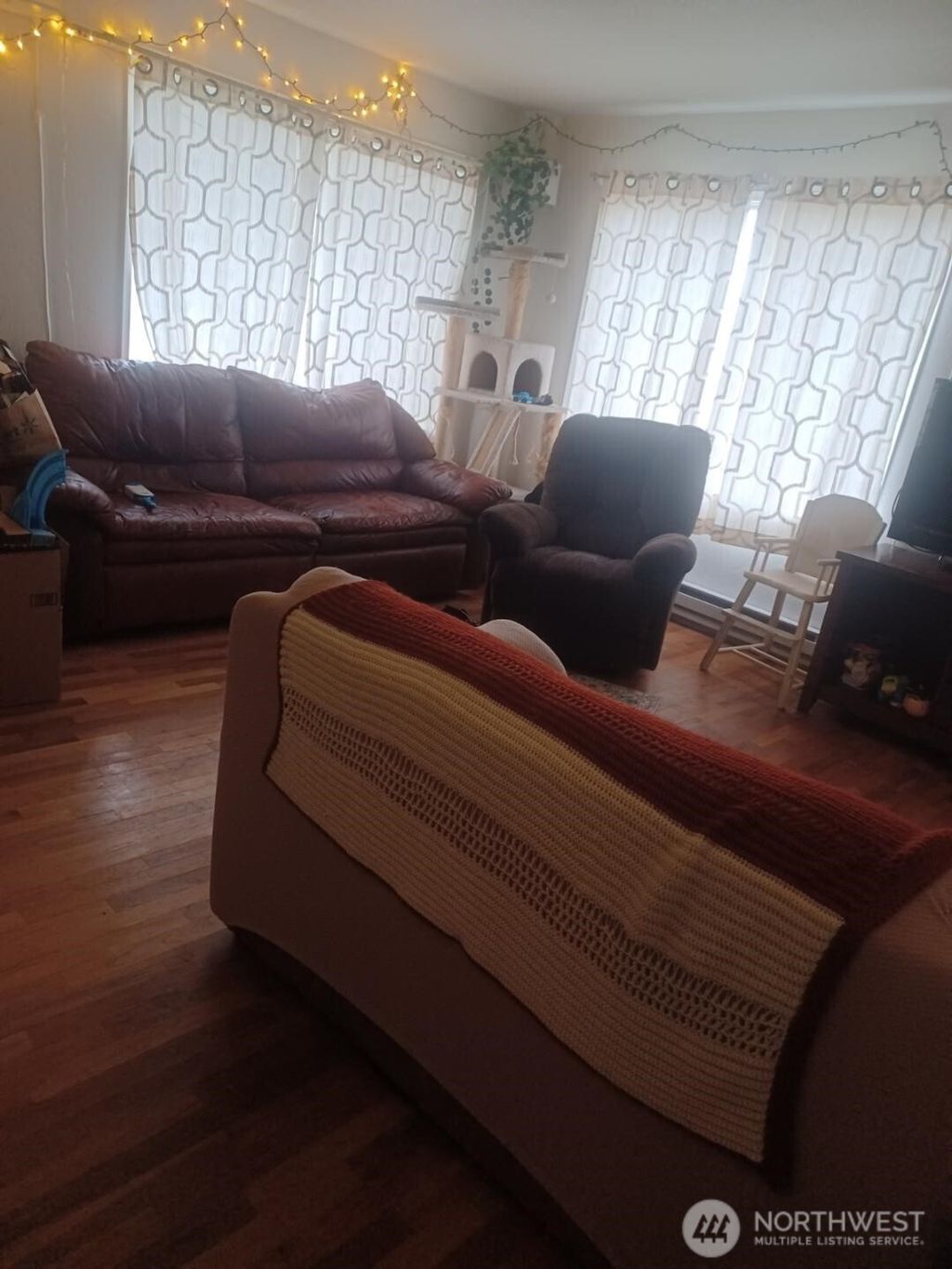 Photo of 1826 W Lakeside Dr, Moses Lake, WA 98837 (MLS # 2483201)