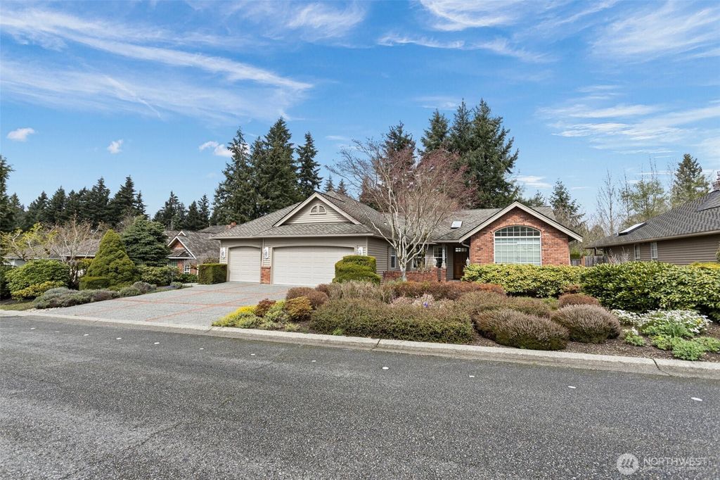 Photo of 4109 125th PL SE Pl, Everett, WA 98208 (MLS # 2357976)