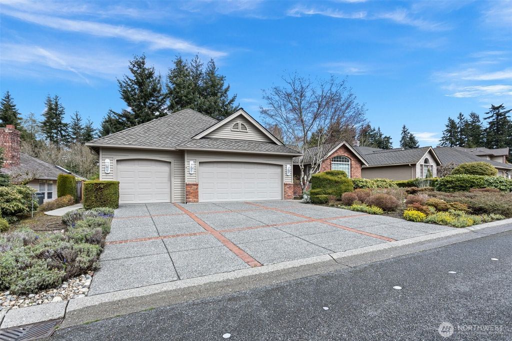 Photo of 4109 125th PL SE Pl, Everett, WA 98208 (MLS # 2357976)