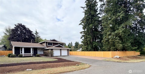 Photo of 9920 149th Street E, Puyallup, WA 98375 (MLS # 2578304)