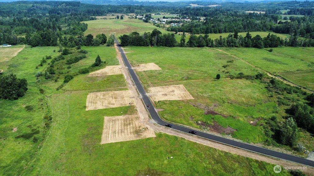 Photo of 15 Sunburst Lane, Onalaska, WA 98570 (MLS # 2490639)