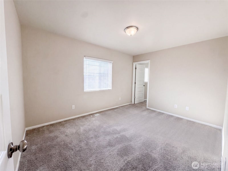 4335 Acacia Lane SE