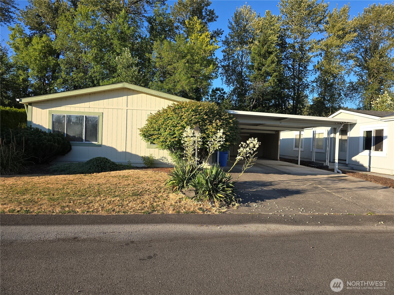836 Harman Way S 33
