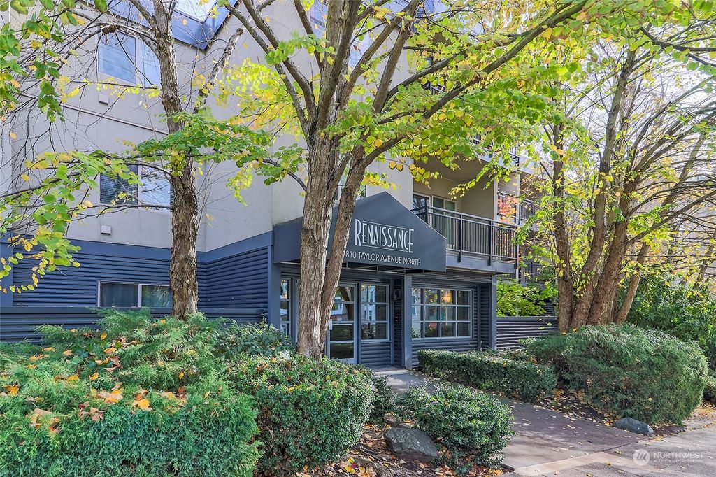 Photo of 810 Taylor Avenue N #127, Seattle, WA 98109 (MLS # 2015622)