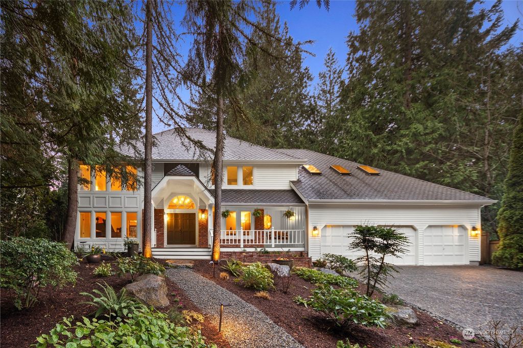 Photo of 2809 220th Place NE, Sammamish, WA 98074 (MLS # 2194214)