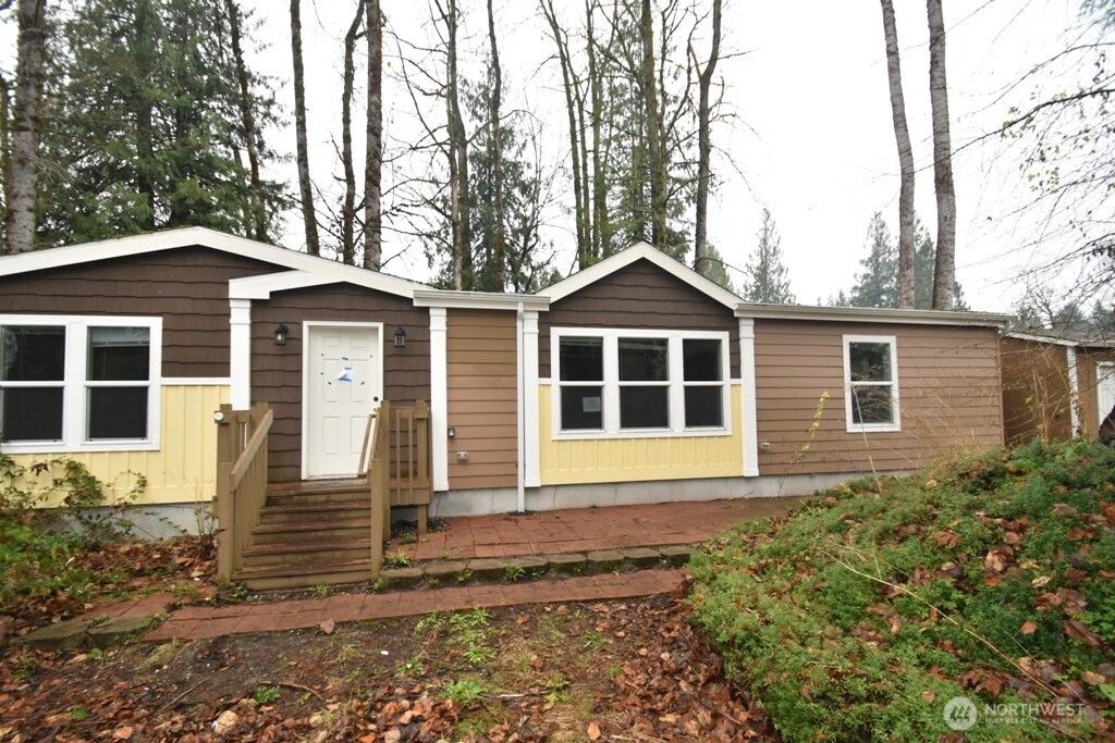 Photo of 41675 S Shore Drive, Concrete, WA 98237 (MLS # 2463662)
