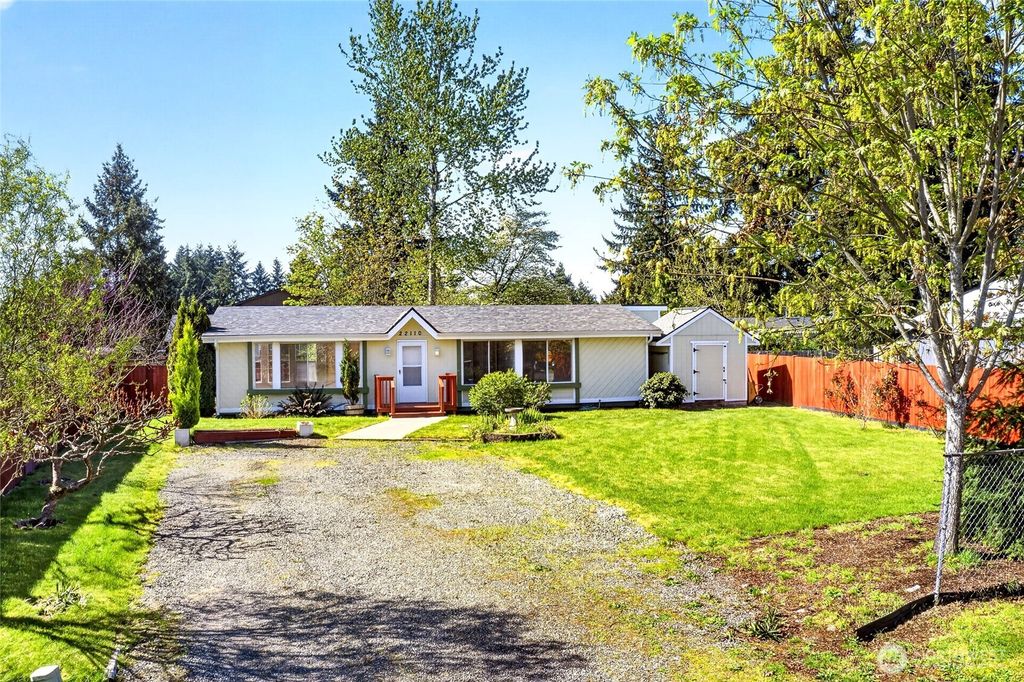 Photo of 22110 Cedarview Drive E, Bonney Lake, WA 98391 (MLS # 2516904)