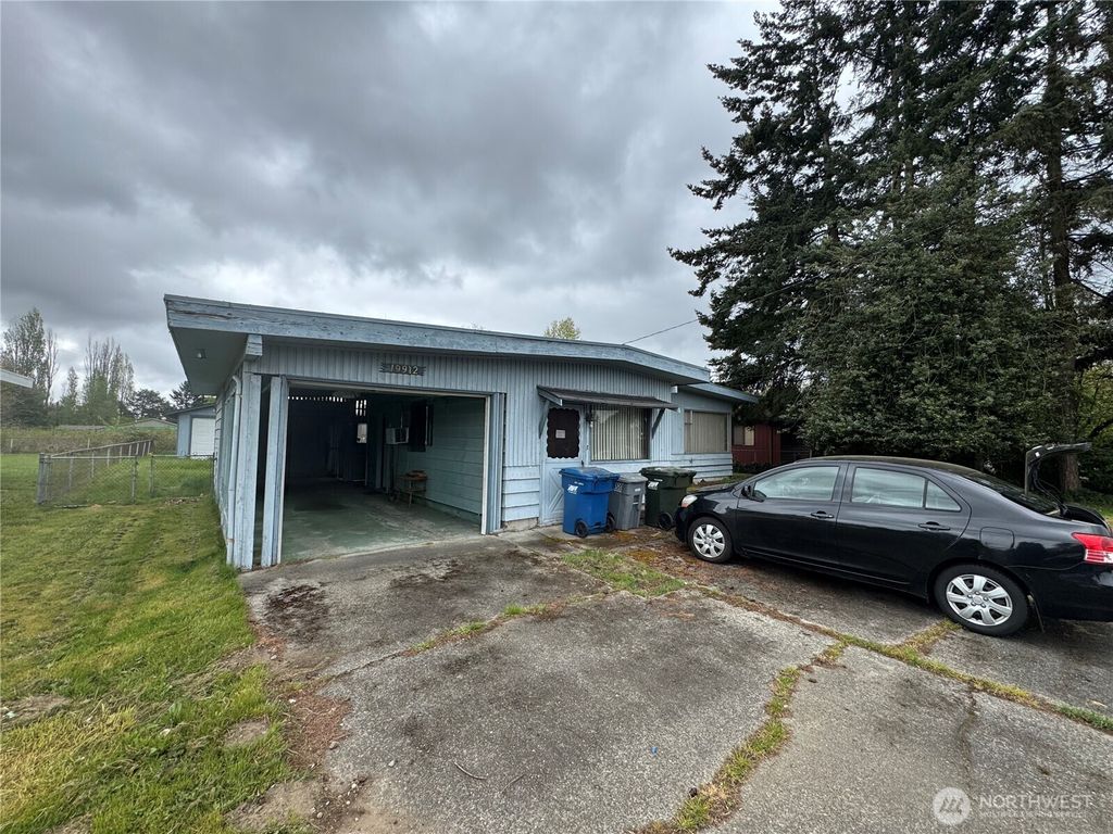 Photo of 19912 108th Avenue SE, Kent, WA 98031 (MLS # 2526042)