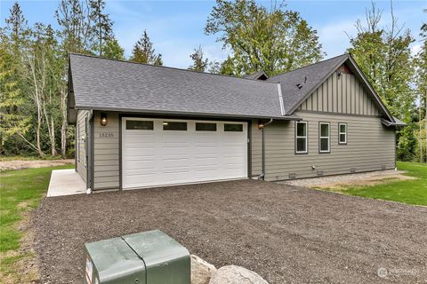 A home in Lakebay