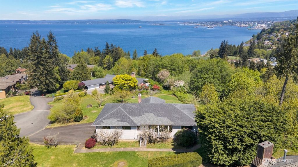 Photo of 192 X 49th Place SW, Everett, WA 98208 (MLS # 2375720)