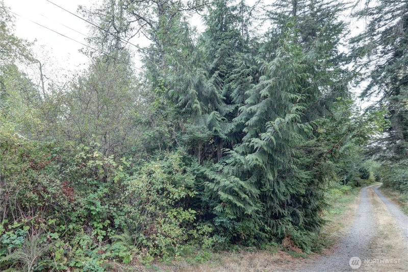 5400 224th E