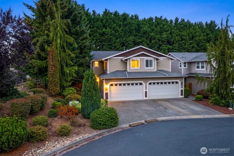 Photo of 12305 Meridian Avenue S #17, Everett, WA 98208 (MLS # 2580667)