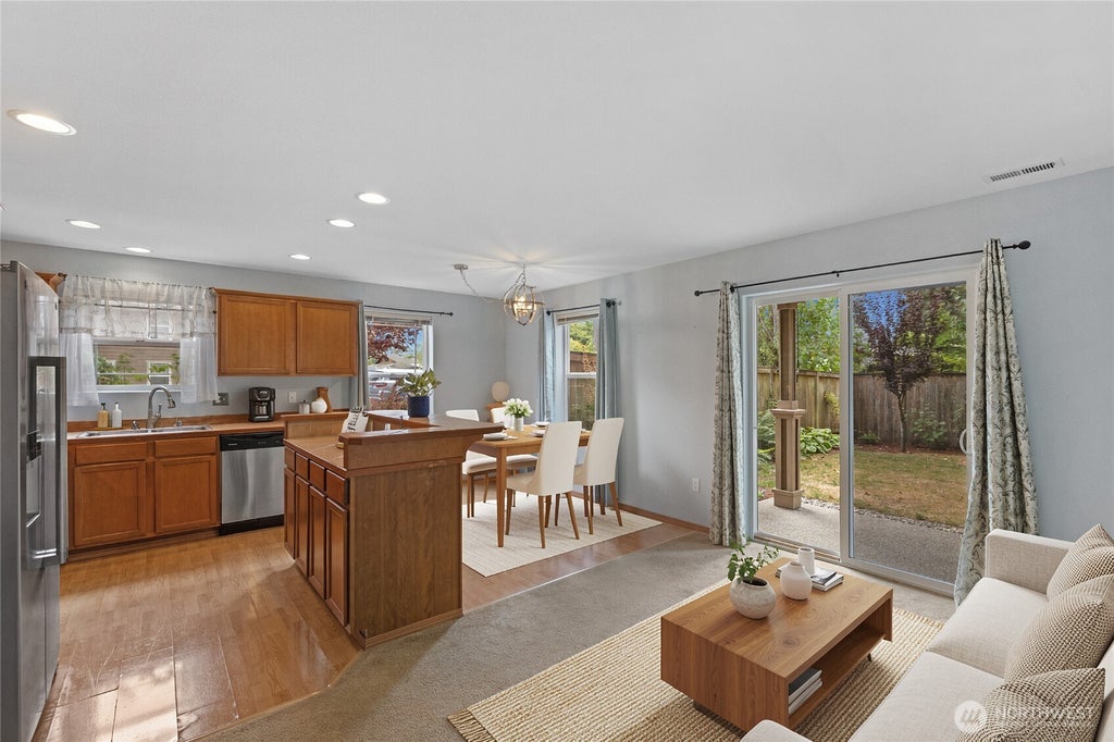 Photo of 116 N Indiana Avenue, Granite Falls, WA 98252 (MLS # 2576838)