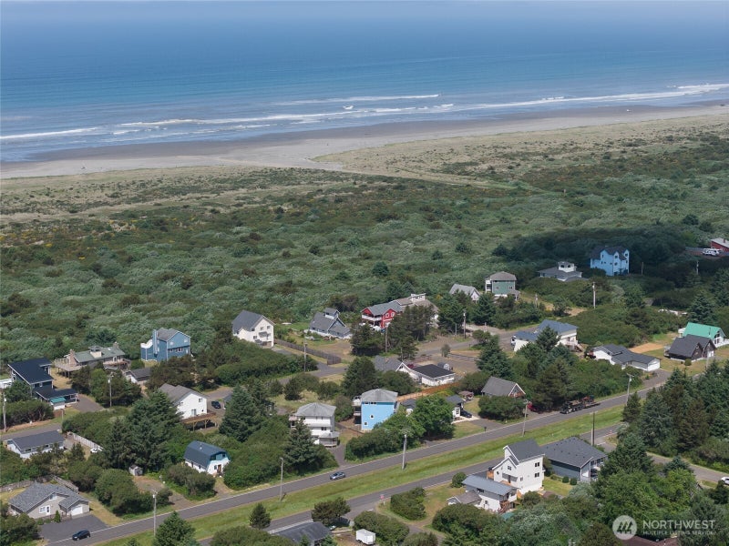251 Ocean Shores Boulevard SW